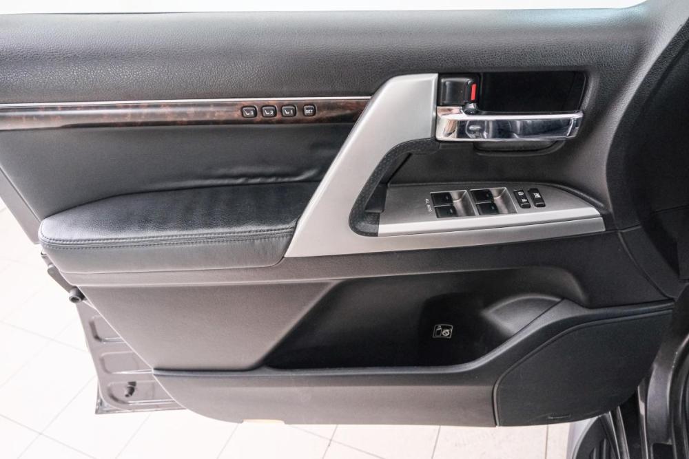 Toyota Land Cruiser 200 Series Рестайлинг 1 Красноярск  - изображение 15