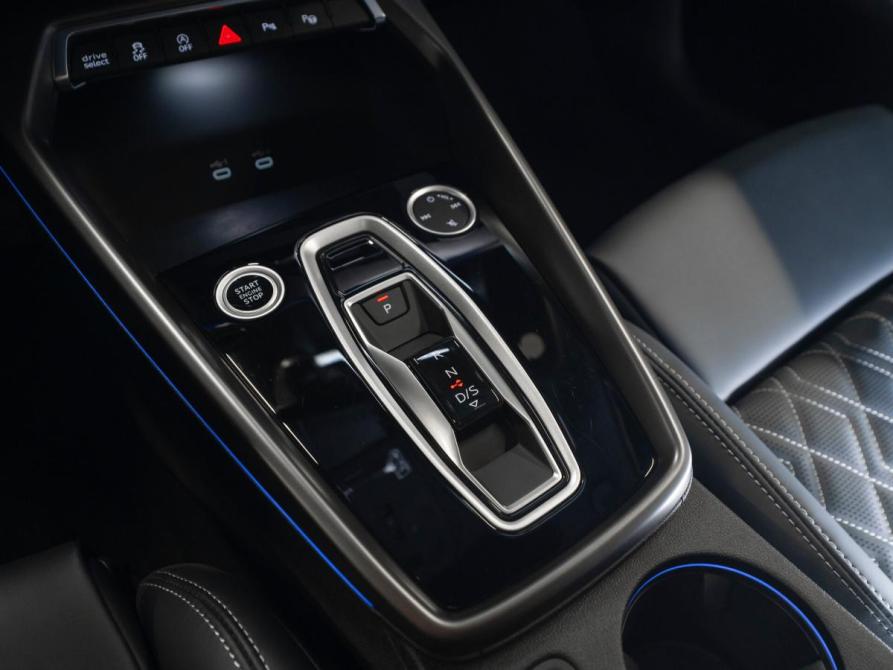 Audi A3 IV (8Y) Рестайлинг Москва  - изображение 16