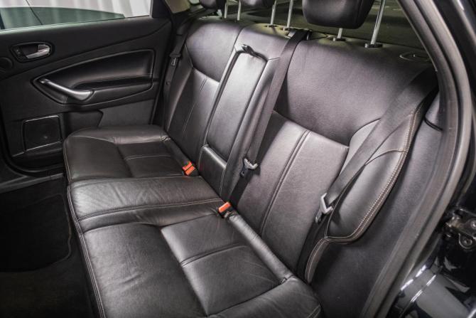 Ford Mondeo IV Рестайлинг с пробегом 2010 года, цена 879 000 рублей, 247000 км, седан, Автокод Объявления