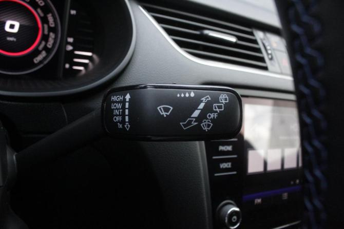 Skoda Octavia III (A7) Рестайлинг с пробегом 2020 года, цена 2 165 000 рублей, 169242 км, лифтбек, Автокод Объявления