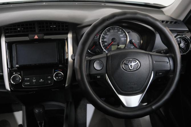 Toyota Corolla XI (E160 E170) Рестайлинг 2 с пробегом 2019 года, цена 1 639 000 рублей, 155000 км, универсал, Автокод Объявления