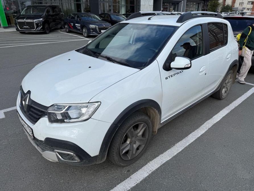 Renault Sandero II Рестайлинг Екатеринбург  - изображение 1