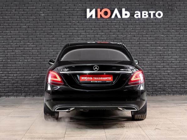 Mercedes-Benz C-Класс IV (W205) Рестайлинг с пробегом 2019 года, цена 2 700 000 рублей, 132960 км, седан, Автокод Объявления