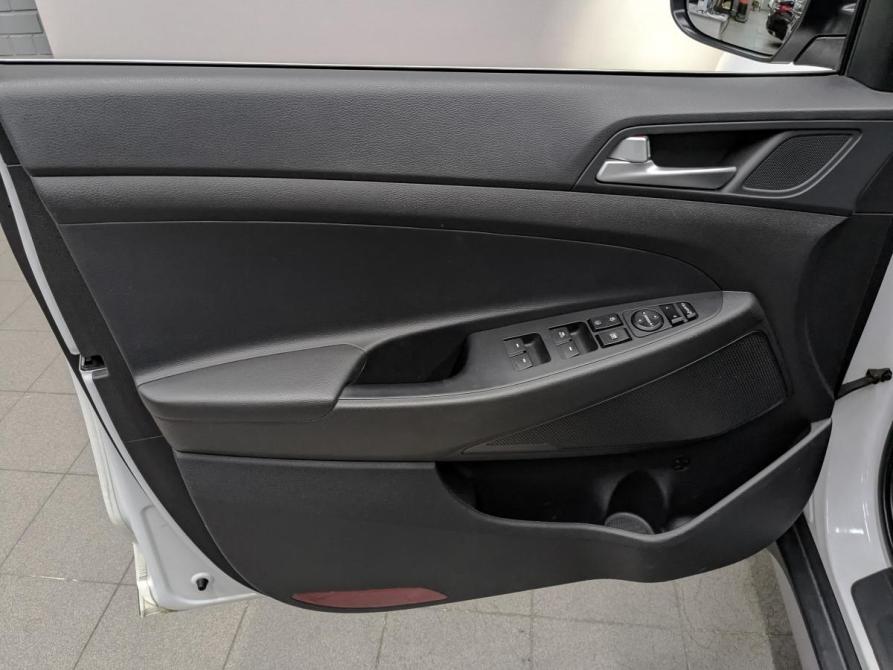 Hyundai Tucson III Москва  - изображение 19