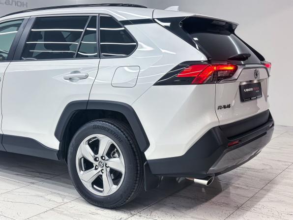 Toyota RAV4 V (XA50) с пробегом 2022 года, цена 3 899 000 рублей, 38900 км, внедорожник, Автокод Объявления