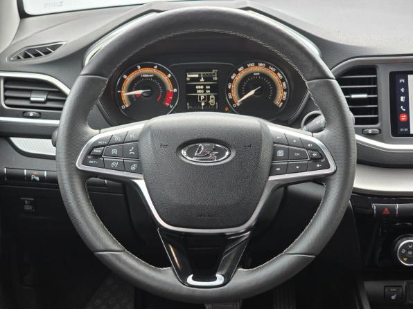 Lada (ВАЗ) Vesta I Рестайлинг (NG) с пробегом 2024 года, цена 1 399 000 рублей, 39993 км, седан, Автокод Объявления