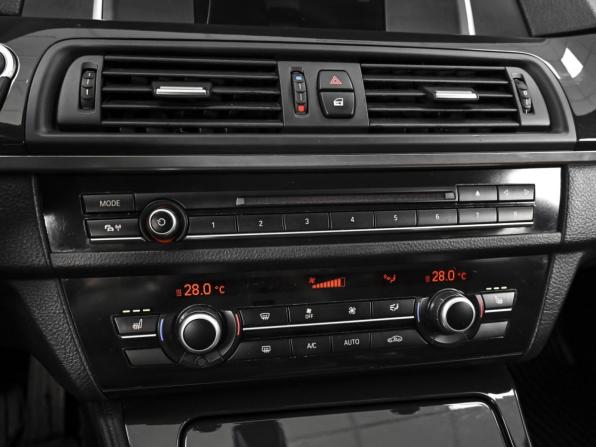 BMW 5 серии VI (F10/F11/F07) Рестайлинг с пробегом 2013 года, цена 1 880 000 рублей, 206475 км, седан, Автокод Объявления