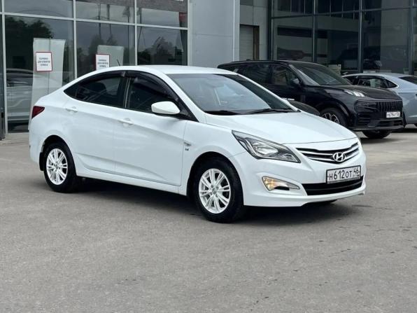 Hyundai Solaris I Рестайлинг с пробегом 2015 года, цена 1 080 000 рублей, 45725 км, седан, Автокод Объявления