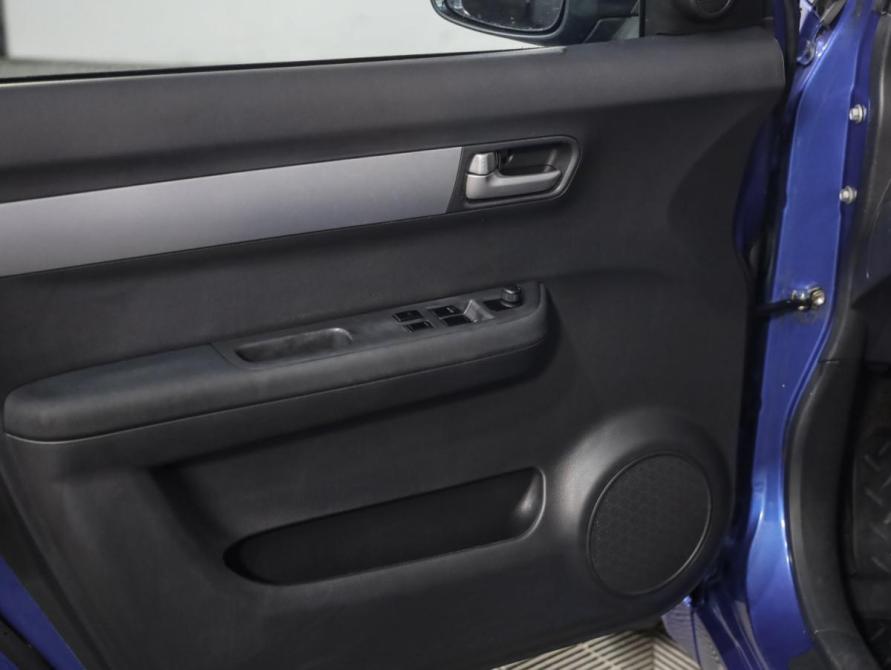 Suzuki Swift III Санкт-Петербург  - изображение 16