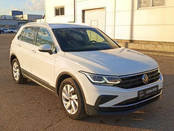Volkswagen Tiguan II Рестайлинг с пробегом 2021 года, цена 2 380 000 рублей, 132800 км, внедорожник, Автокод Объявления