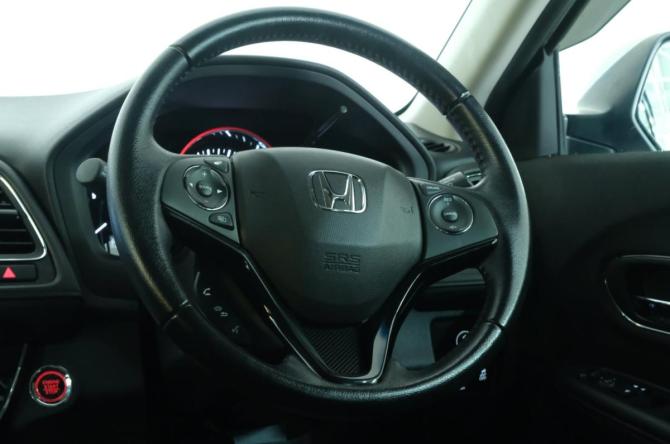 Honda Vezel I Рестайлинг с пробегом 2018 года, цена 1 999 000 рублей, 69000 км, внедорожник, Автокод Объявления