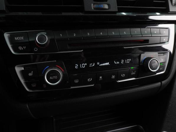 BMW 3 серии VI (F3x) Рестайлинг с пробегом 2015 года, цена 2 544 000 рублей, 64971 км, седан, Автокод Объявления
