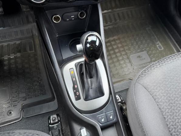 Kia Rio III Рестайлинг с пробегом 2016 года, цена 1 155 000 рублей, 91978 км, хэтчбек, Автокод Объявления