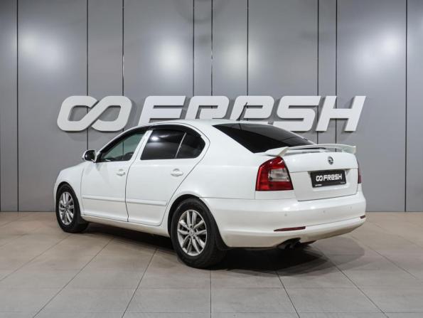 Skoda Octavia II (A5) Рестайлинг с пробегом 2012 года, цена 980 000 рублей, 282843 км, лифтбек, Автокод Объявления