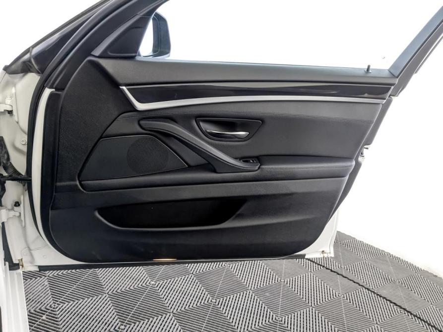 BMW 5 серии VI (F10/F11/F07) Рестайлинг Санкт-Петербург  - изображение 25