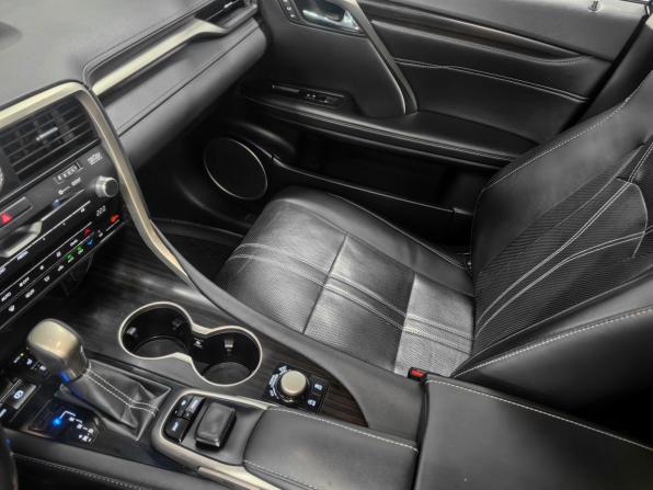 Lexus RX IV с пробегом 2018 года, цена 4 499 000 рублей, 116382 км, внедорожник, Автокод Объявления