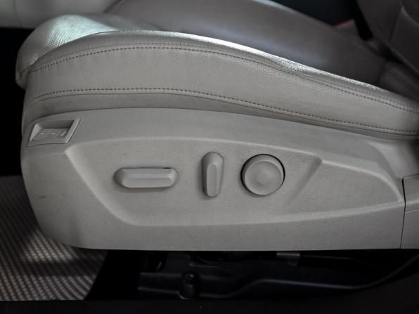Opel Insignia I Рестайлинг с пробегом 2014 года, цена 1 350 000 рублей, 160180 км, хэтчбек, Автокод Объявления