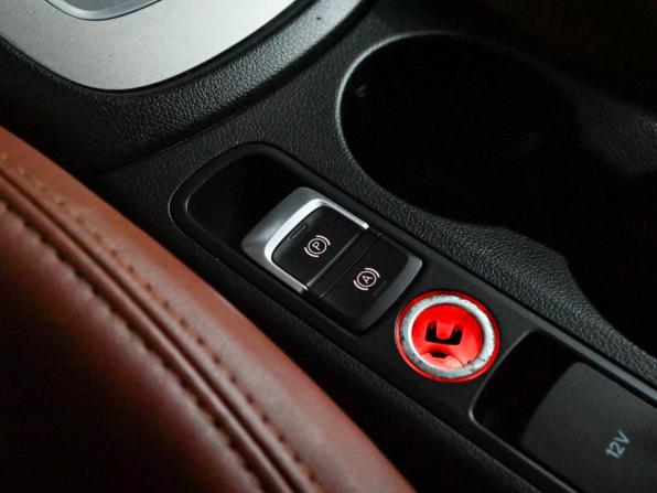 Audi Q3 I (8U) с пробегом 2012 года, цена 1 596 000 рублей, 235255 км, внедорожник, Автокод Объявления