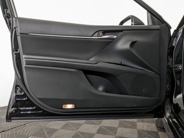 Toyota Camry VIII (XV70) с пробегом 2019 года, цена 2 650 000 рублей, 146409 км, седан, Автокод Объявления