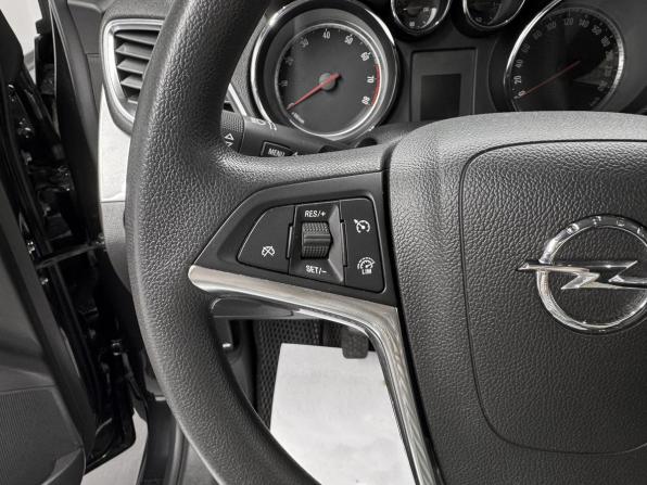 Opel Mokka I с пробегом 2014 года, цена 1 135 000 рублей, 72955 км, внедорожник, Автокод Объявления