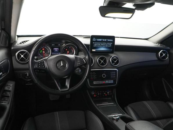 Mercedes-Benz GLA I (X156) Рестайлинг с пробегом 2019 года, цена 2 049 000 рублей, 121062 км, внедорожник, Автокод Объявления