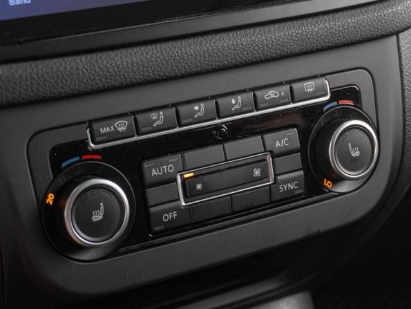Volkswagen Tiguan I Рестайлинг с пробегом 2012 года, цена 1 769 000 рублей, 139320 км, внедорожник, Автокод Объявления