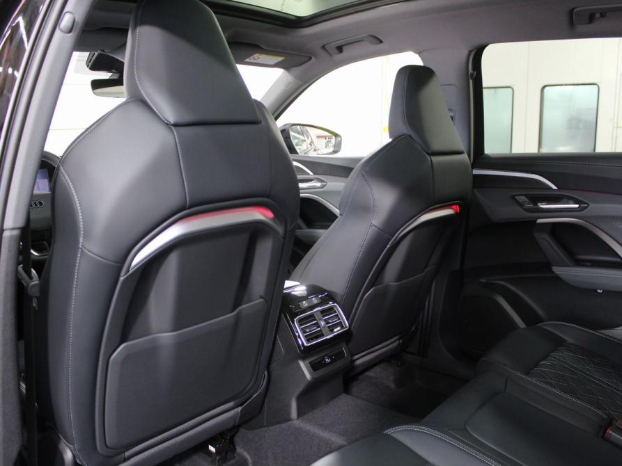 Audi Q5 III Москва  - изображение 23