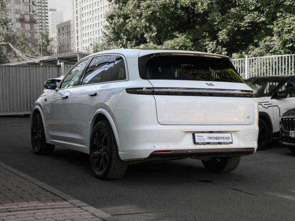 Li Auto (Lixiang) L7 I с пробегом 2023 года, цена 6 000 000 рублей, 47425 км, внедорожник, Автокод Объявления