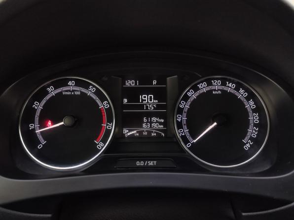 Skoda Rapid I Рестайлинг с пробегом 2018 года, цена 1 290 000 рублей, 163189 км, лифтбек, Автокод Объявления