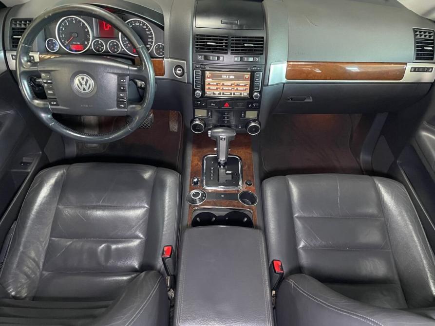 Volkswagen Touareg I Рестайлинг Тверь  - изображение 11