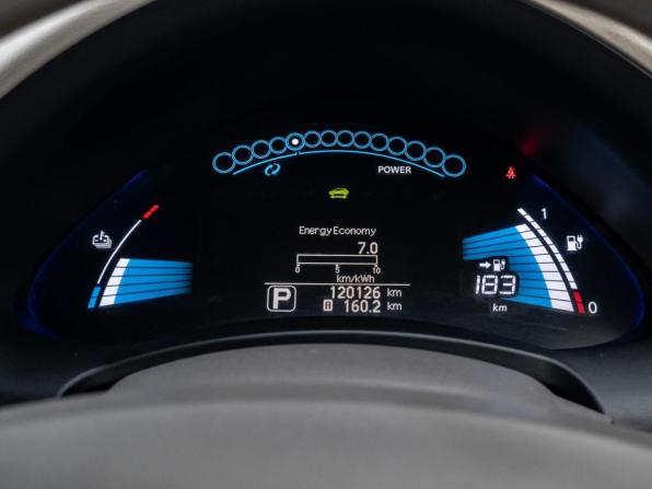 Nissan Leaf I (ZE0/AZE0) с пробегом 2012 года, цена 1 450 000 рублей, 120126 км, хэтчбек, Автокод Объявления