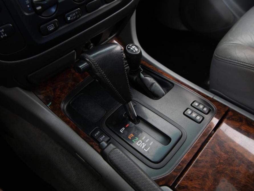 Toyota Land Cruiser 100 Series Санкт-Петербург  - изображение 14