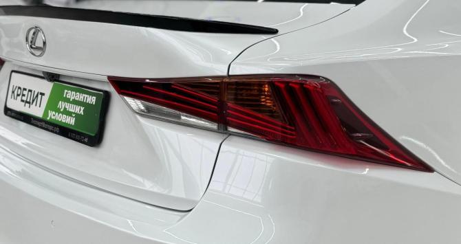 Lexus IS III Рестайлинг с пробегом 2018 года, цена 2 399 000 рублей, 135823 км, седан, Автокод Объявления