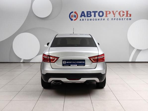 Lada (ВАЗ) Vesta I с пробегом 2021 года, цена 999 000 рублей, 125000 км, седан, Автокод Объявления