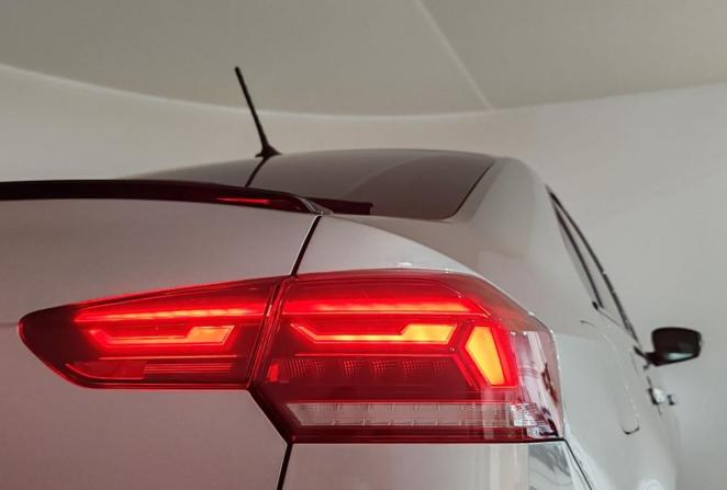 Volkswagen Polo VI с пробегом 2022 года, цена 1 999 000 рублей, 41952 км, лифтбек, Автокод Объявления