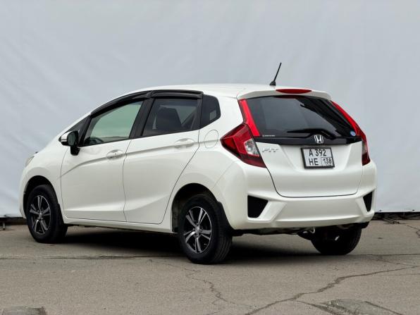 Honda Fit II с пробегом 2014 года, цена 1 050 000 рублей, 98000 км, хэтчбек, Автокод Объявления