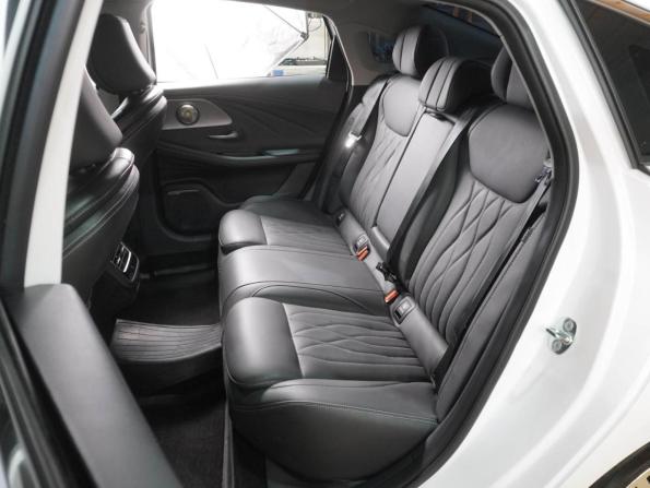 Chery Arrizo 8 с пробегом 2023 года, цена 1 929 000 рублей, 76256 км, седан, Автокод Объявления
