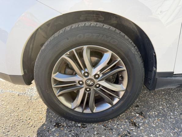 Hyundai ix35 I Рестайлинг с пробегом 2014 года, цена 1 300 000 рублей, 111026 км, внедорожник, Автокод Объявления