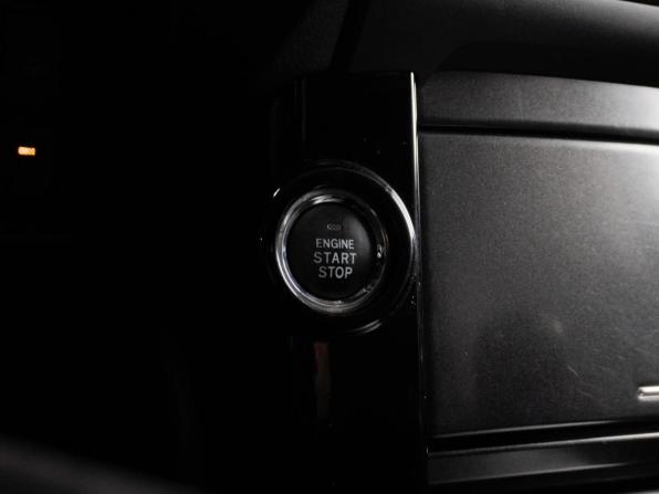 Toyota Land Cruiser Prado 150 Series Рестайлинг 1 с пробегом 2017 года, цена 4 450 000 рублей, 66610 км, внедорожник, Автокод Объявления
