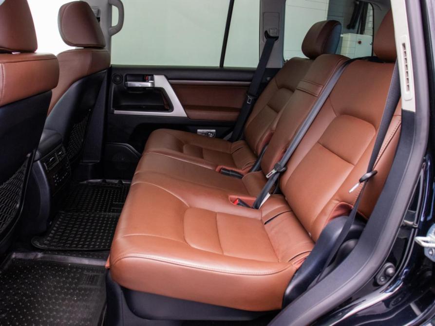 Toyota Land Cruiser 200 Series Рестайлинг 2 Москва  - изображение 11