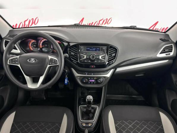 Lada (ВАЗ) Vesta I с пробегом 2022 года, цена 1 299 000 рублей, 66261 км, универсал, Автокод Объявления