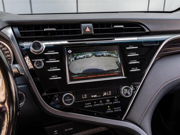 Toyota Camry VIII (XV70) с пробегом 2019 года, цена 2 549 000 рублей, 139114 км, седан, Автокод Объявления