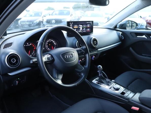 Audi A3 III (8V) с пробегом 2015 года, цена 1 144 000 рублей, 167539 км, хэтчбек, Автокод Объявления