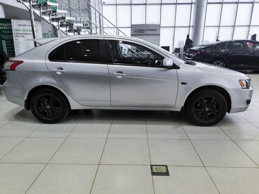 Mitsubishi Lancer X Казань  - изображение 5