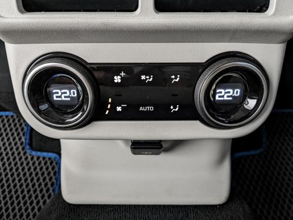 Land Rover Range Rover Velar I с пробегом 2021 года, цена 5 990 000 рублей, 44012 км, внедорожник, Автокод Объявления