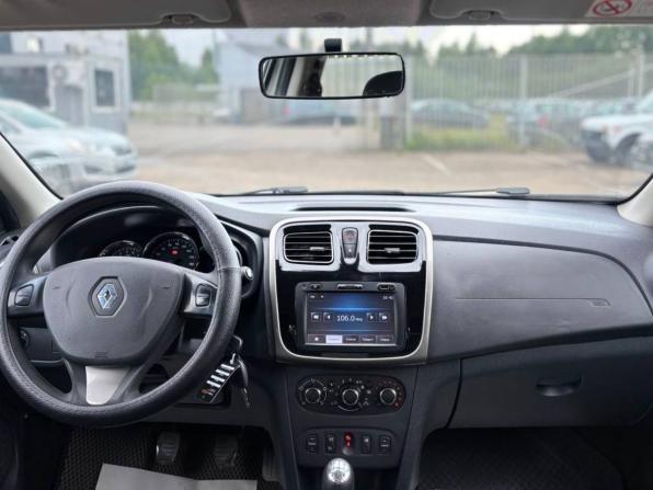 Renault Logan II с пробегом 2015 года, цена 672 000 рублей, 218089 км, седан, Автокод Объявления