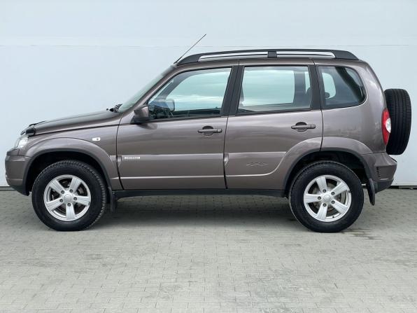Chevrolet Niva I Рестайлинг с пробегом 2016 года, цена 648 000 рублей, 116805 км, внедорожник, Автокод Объявления