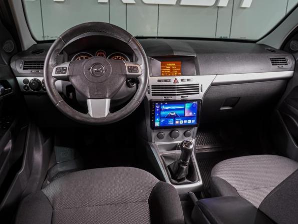 Opel Astra H Рестайлинг с пробегом 2013 года, цена 699 000 рублей, 132635 км, седан, Автокод Объявления