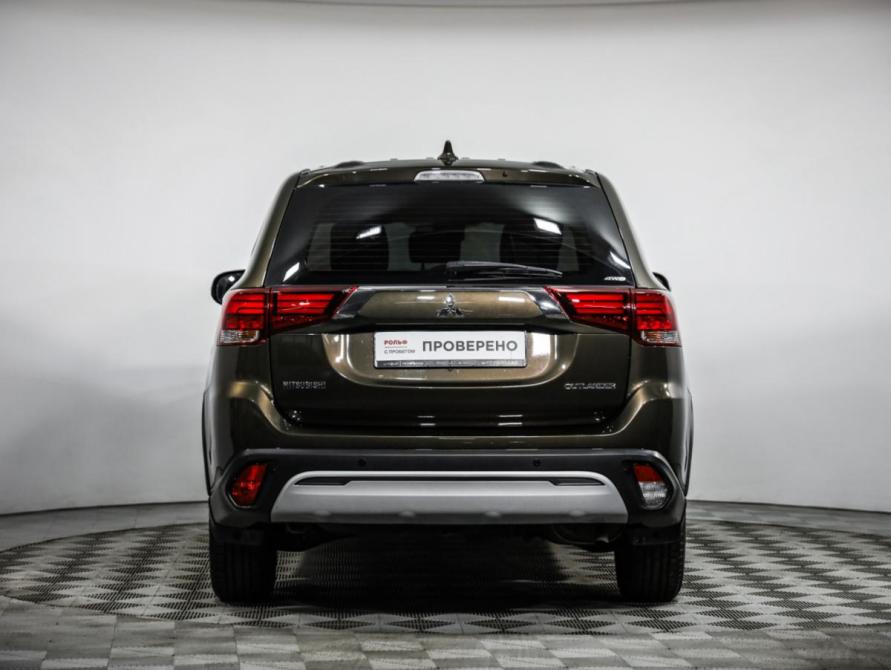 Mitsubishi Outlander III Рестайлинг 3 Санкт-Петербург  - изображение 6