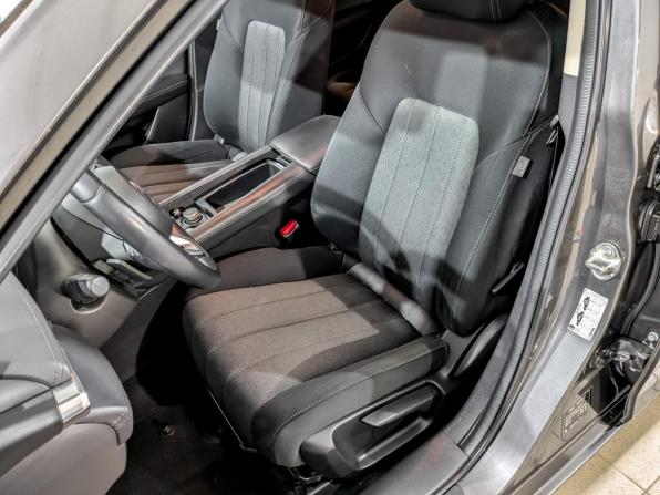 Mazda 6 III (GJ) Рестайлинг 2 с пробегом 2019 года, цена 2 140 000 рублей, 184550 км, седан, Автокод Объявления